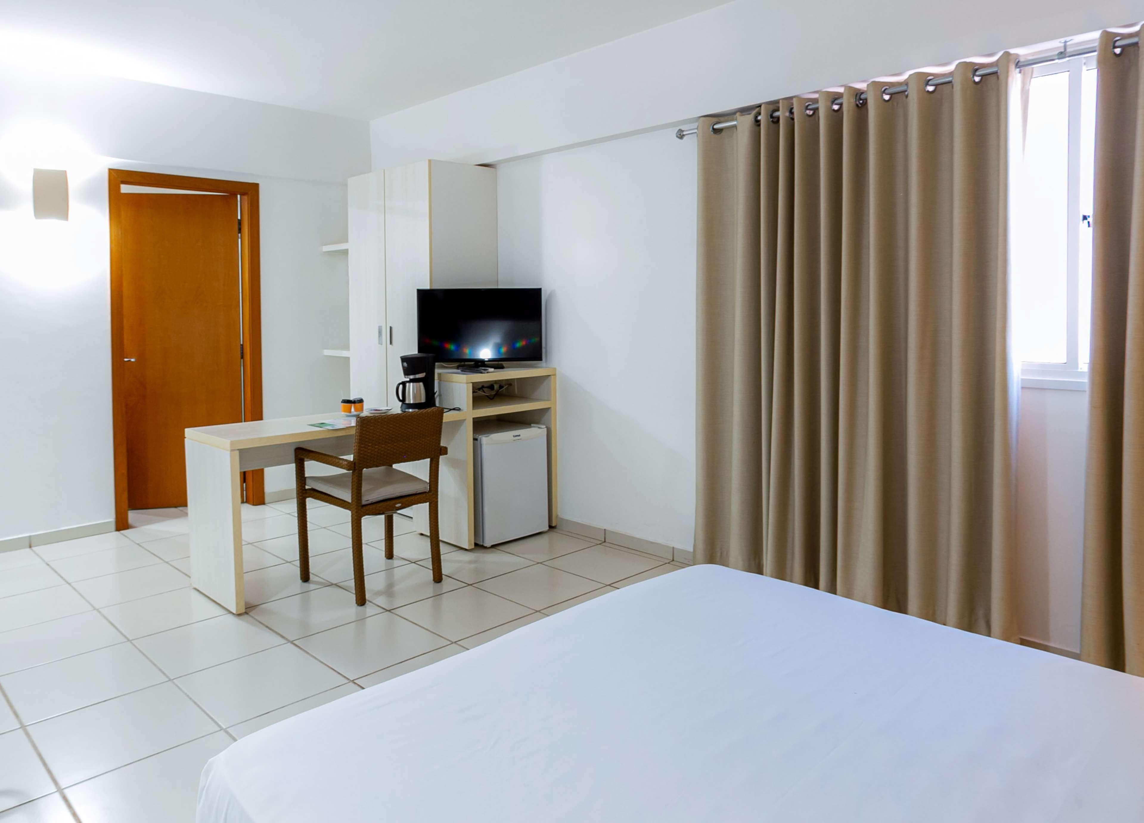 Best Western Suites Le Jardin Калдас-Новас Экстерьер фото